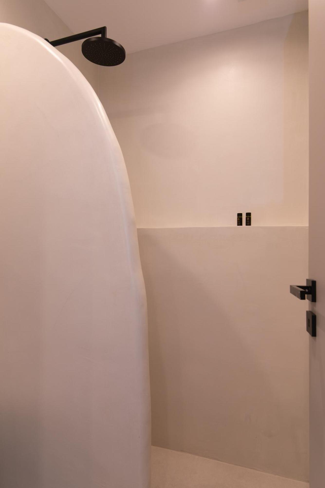 Porte Accommodation Kamares  Buitenkant foto