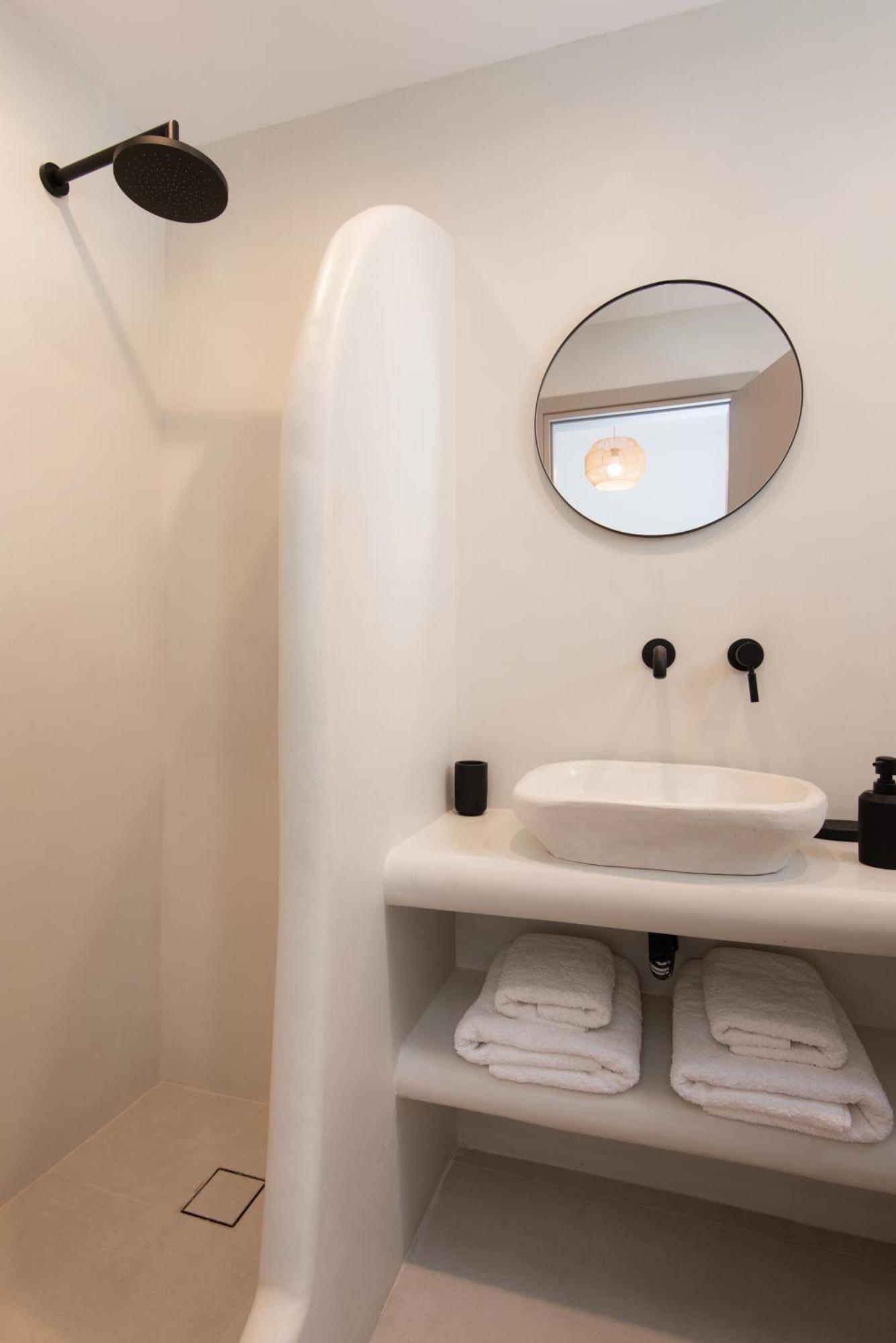 Porte Accommodation Kamares  Buitenkant foto
